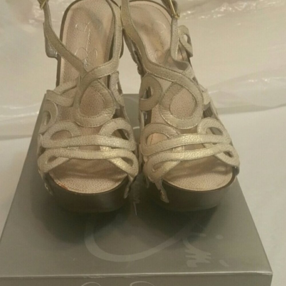 Jessica Simpson Genaviv Heels